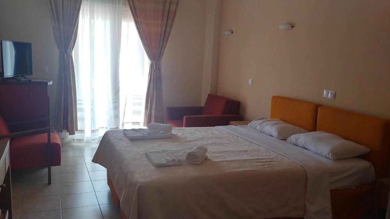 Отель Porto Vistonis Lagos Экстерьер фото