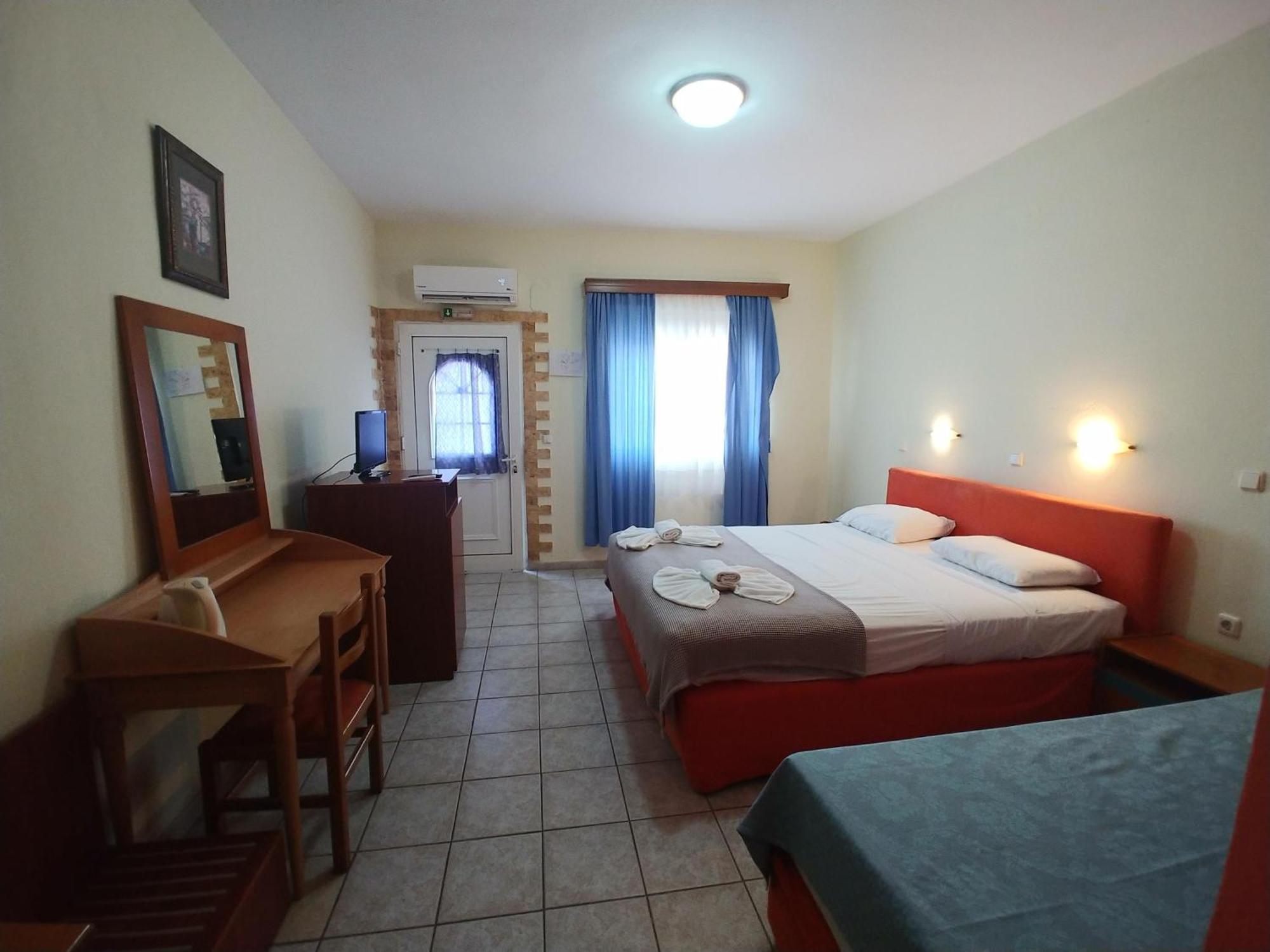 Отель Porto Vistonis Lagos Экстерьер фото